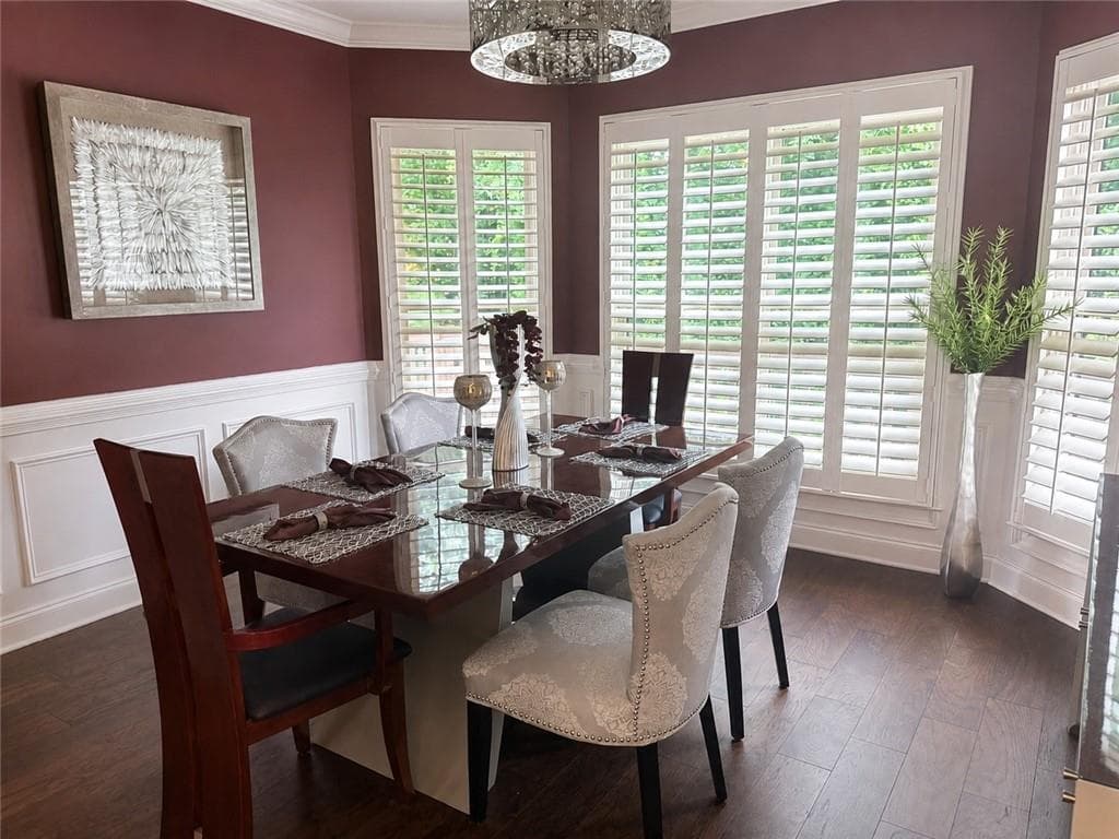 6 bedroom, 4 bathroom, 4,786 sq ft single family residence for sale at 1525 Hartford Terrace, Alpharetta, GA 30004 — photo 8