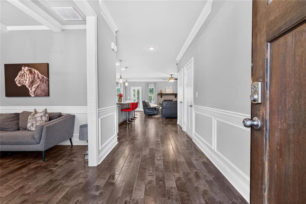 5 bedroom, 3 bathroom, 3,368 sq ft single family residence under contract at 3439 Mulberry Cove Way, Auburn, GA 30011 — photo 3