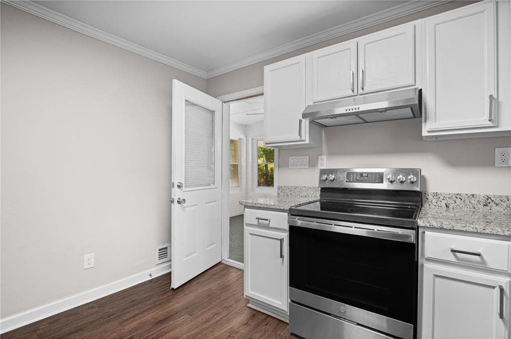 2 bedroom, 2 bathroom, 1,185 sq ft single family residence for sale at 6551 Roberta Street, Lithia Springs, GA 30122 — photo 8