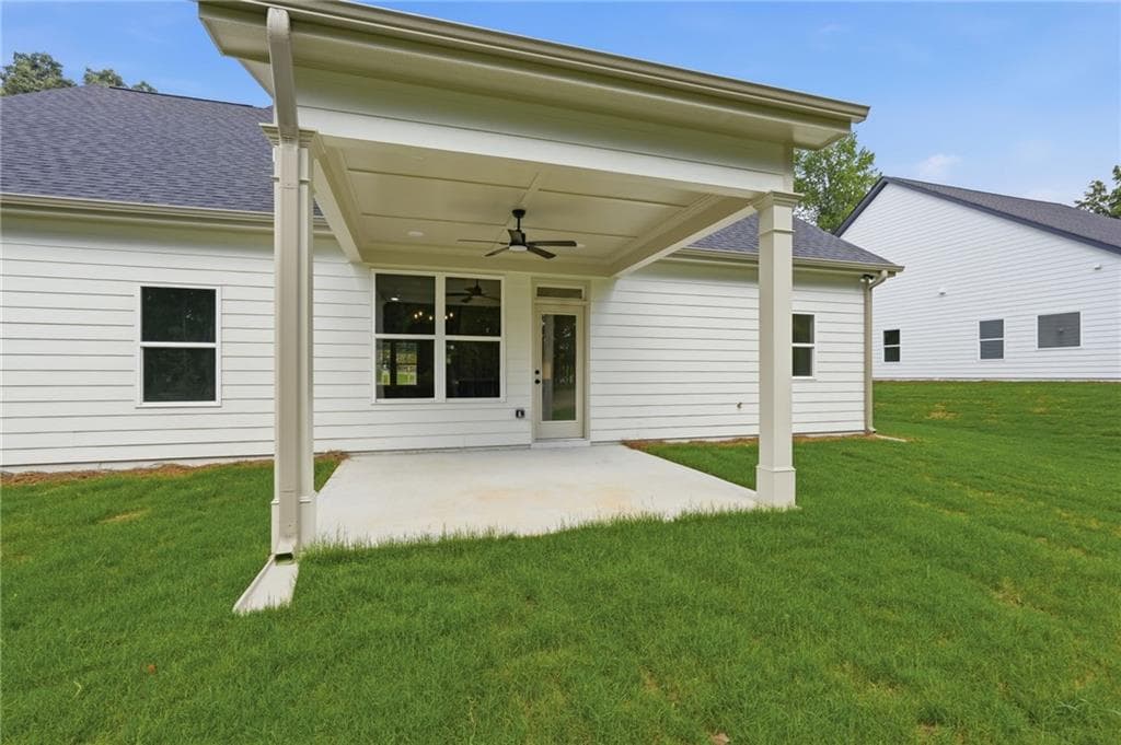 4 bedroom, 2 bathroom, 1,988 sq ft single family residence for sale at 9120 Lisa Circle, Gainesville, GA 30506 — photo 10