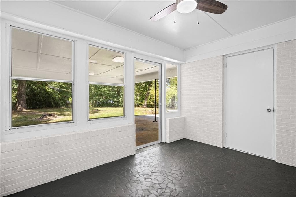 2 bedroom, 2 bathroom, 1,185 sq ft single family residence for sale at 6551 Roberta Street, Lithia Springs, GA 30122 — photo 5