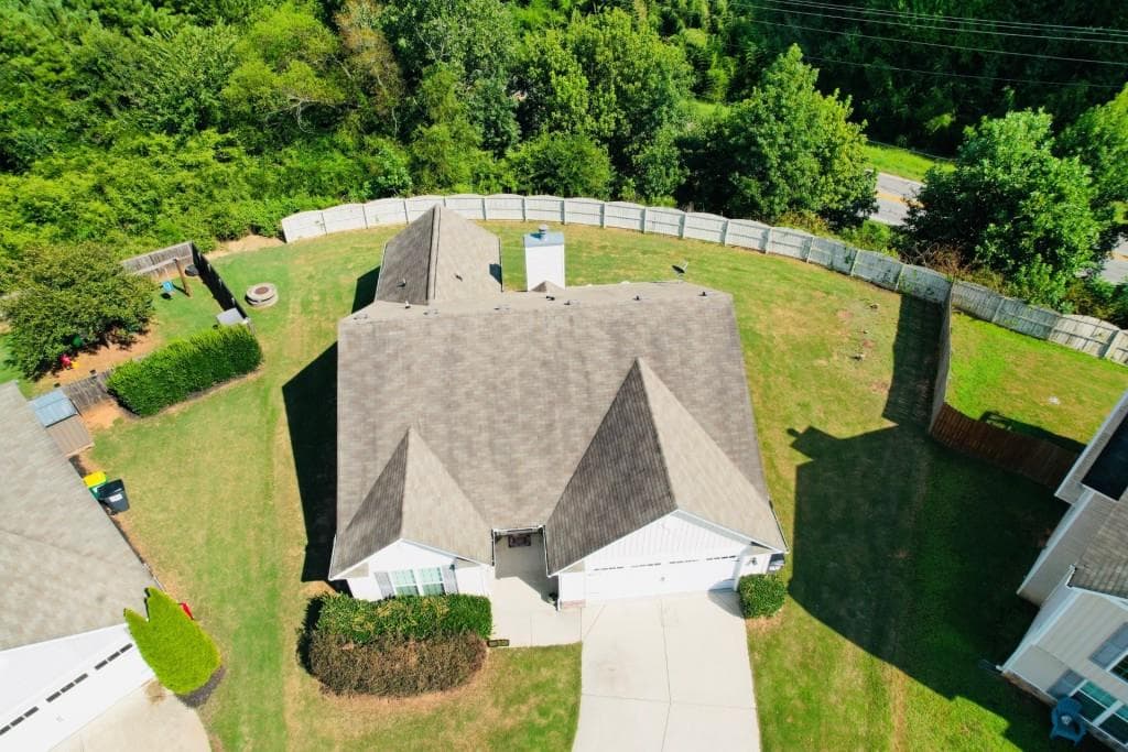 3 bedroom, 2 bathroom, 1,642 sq ft single family residence for sale at 110 Manchester Lane, Jefferson, GA 30549 — photo 5
