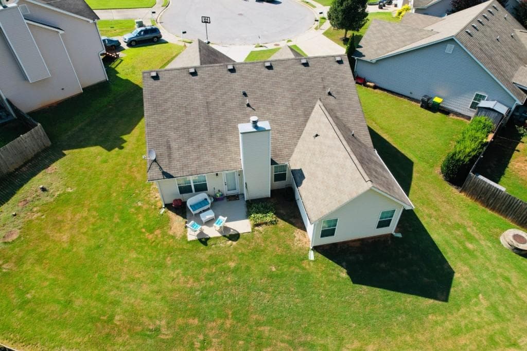 3 bedroom, 2 bathroom, 1,642 sq ft single family residence for sale at 110 Manchester Lane, Jefferson, GA 30549 — photo 8