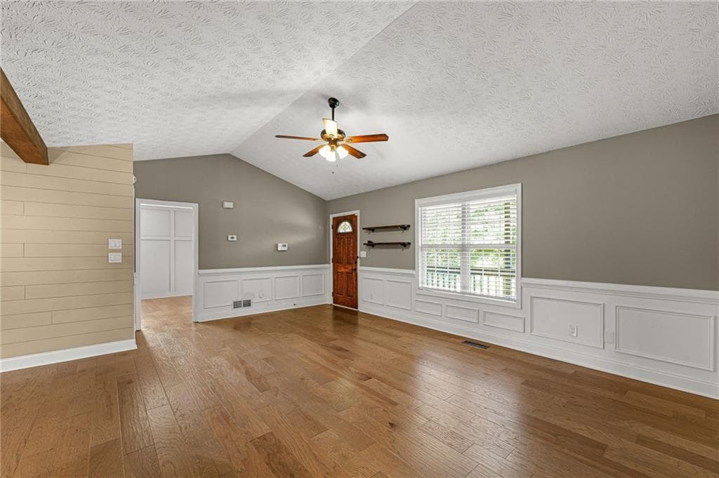 5 bedroom, 3 bathroom, 2,578 sq ft single family residence under contract at 11 Wood Chase Court, Villa Rica, GA 30180 — photo 7