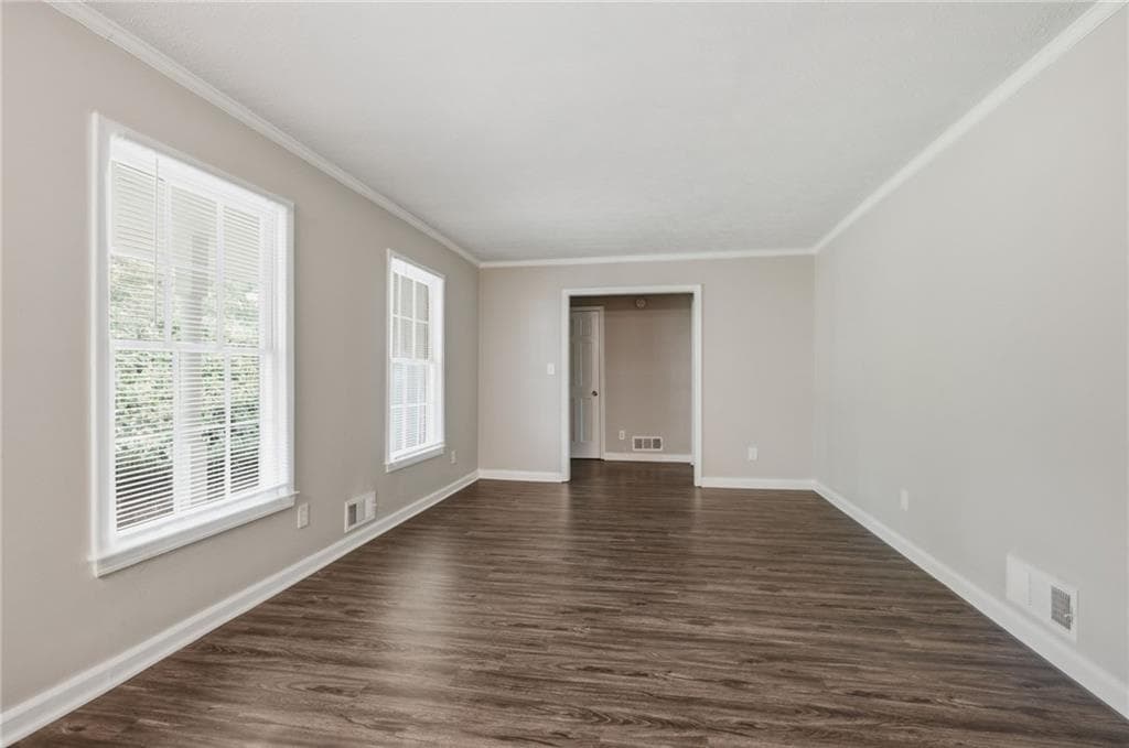 3 bedroom, 3 bathroom, 2,566 sq ft single family residence for sale at 4270 Cove Way, Marietta, GA 30067 — photo 8