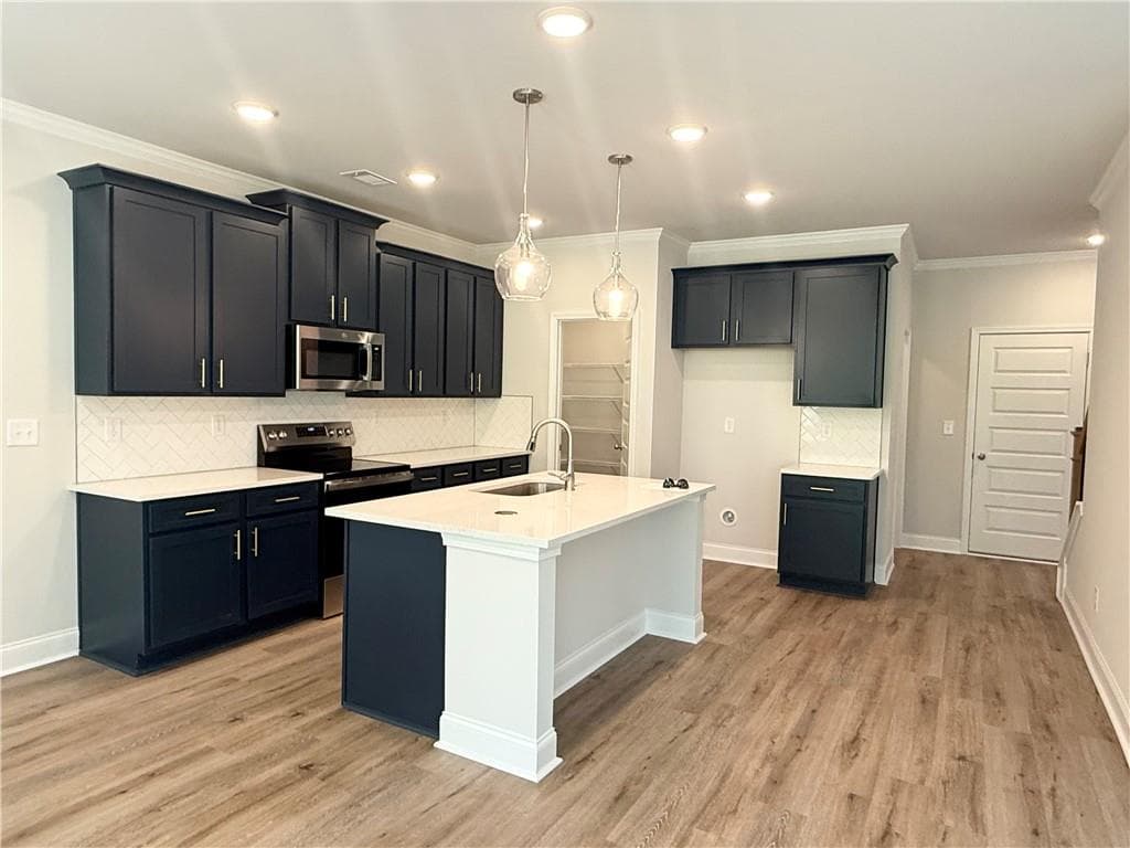 3 bedroom, 3 bathroom, 1,759 sq ft townhouse for sale at 5665 Overview Drive, Flowery Branch, GA 30542 — photo 5