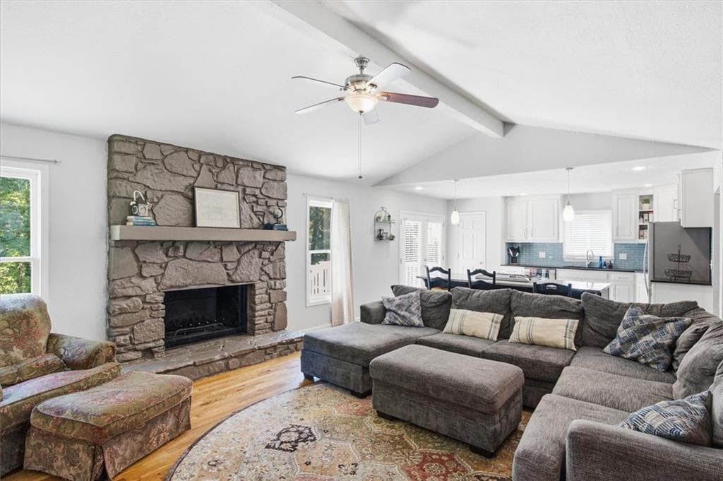 3 bedroom, 2 bathroom, 2,807 sq ft single family residence for sale at 2946 Missy Drive, Marietta, GA 30062 — photo 4