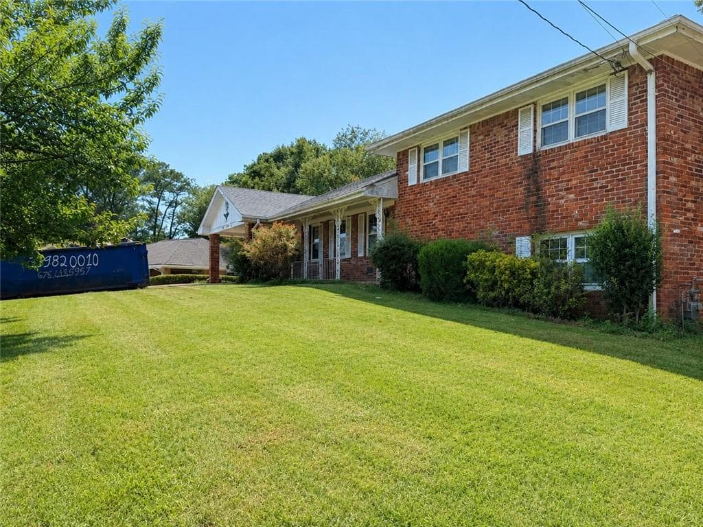 6 bedroom, 2 bathroom, 2,658 sq ft single family residence for sale at 1846 Joppa Lane, Tucker, GA 30084 — photo 2