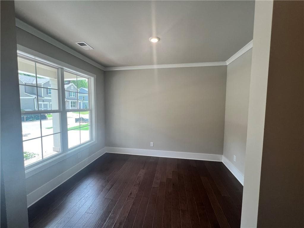 3 bedroom, 3 bathroom, 2,006 sq ft single family residence for sale at 309 Willow Cove, Canton, GA 30114 — photo 2