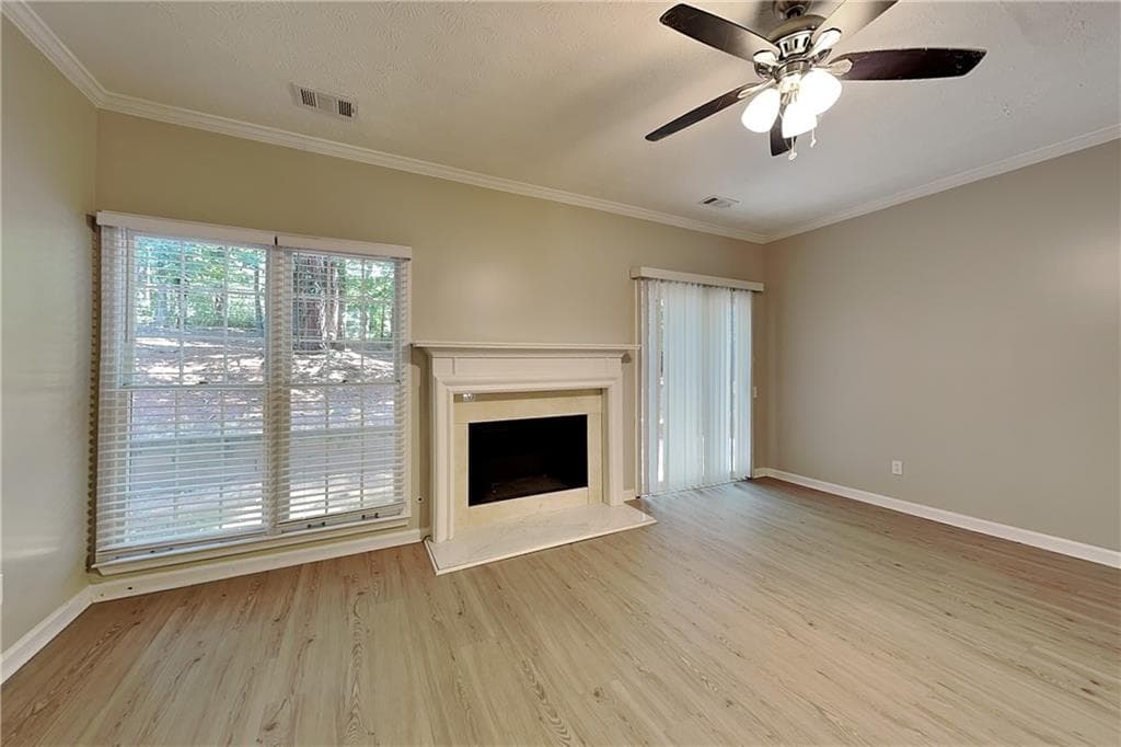 4 bedroom, 3 bathroom, 2,634 sq ft single family residence for rent at 10035 Feather Sound Court, Alpharetta, GA 30022 for $3,150 a month — photo 2