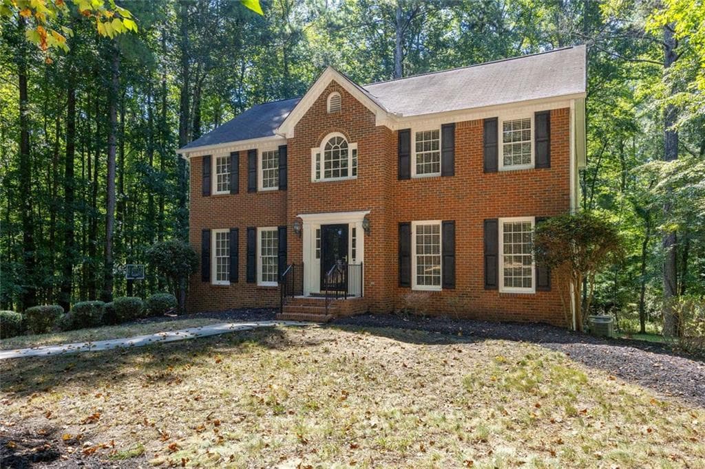 4 bedroom, 3 bathroom, 2,902 sq ft single family residence under contract at 4951 Lost Mountain Trace, Kennesaw, GA 30152 — photo 2