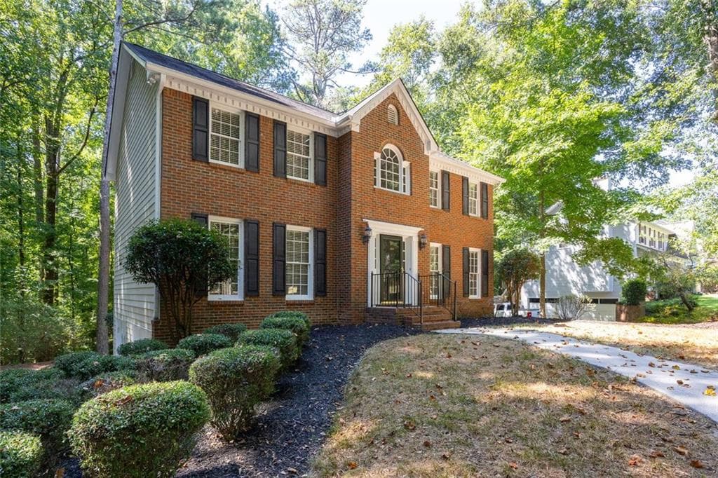 4 bedroom, 3 bathroom, 2,902 sq ft single family residence under contract at 4951 Lost Mountain Trace, Kennesaw, GA 30152 — photo 3