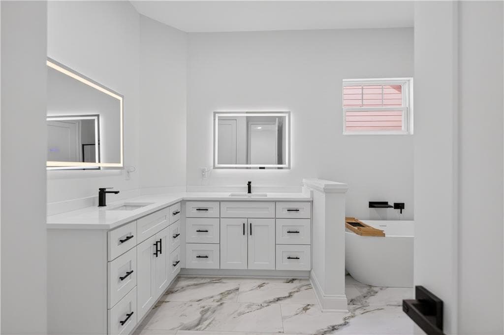 4 bedroom, 4 bathroom, 2,399 sq ft single family residence for sale at 3219 Bakewell Street, Douglasville, GA 30135 — photo 5