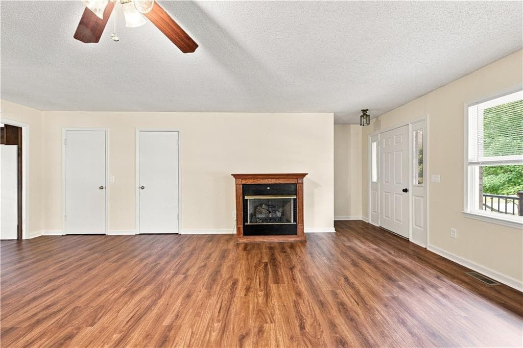 3 bedroom, 3 bathroom, 2,804 sq ft single family residence for sale at 208 Woodland Circle, Calhoun, GA 30701 — photo 9