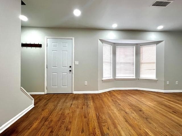 3 bedroom, 3 bathroom, 1,290 sq ft townhouse for rent at 1651 Cedar Bluff Way, Marietta, GA 30062 for $1,895 a month — photo 2