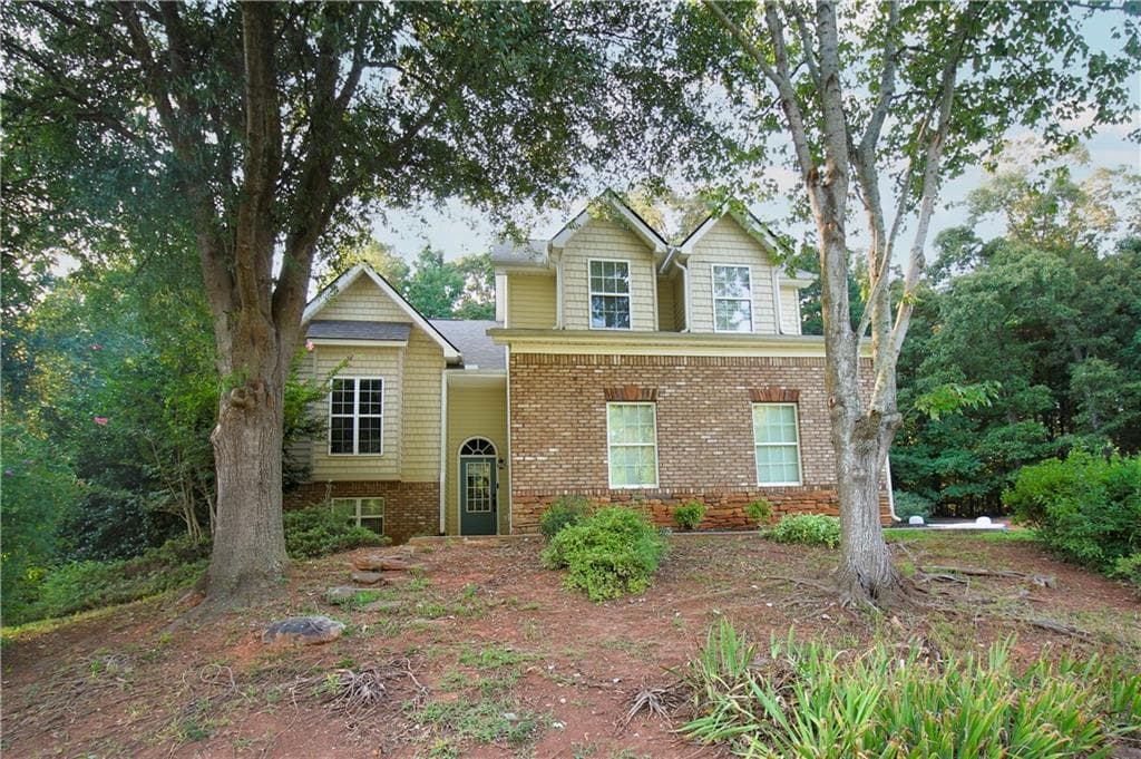 4 bedroom, 3 bathroom, 2,049 sq ft home for sale at 80 Palmer Court, Jefferson, GA