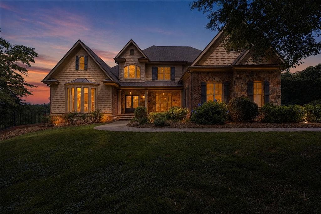 6 bedroom, 5 bathroom, 6,444 sq ft single family residence under contract at 6077 Green Tree Lane, Gainesville, GA 30506 — photo 4