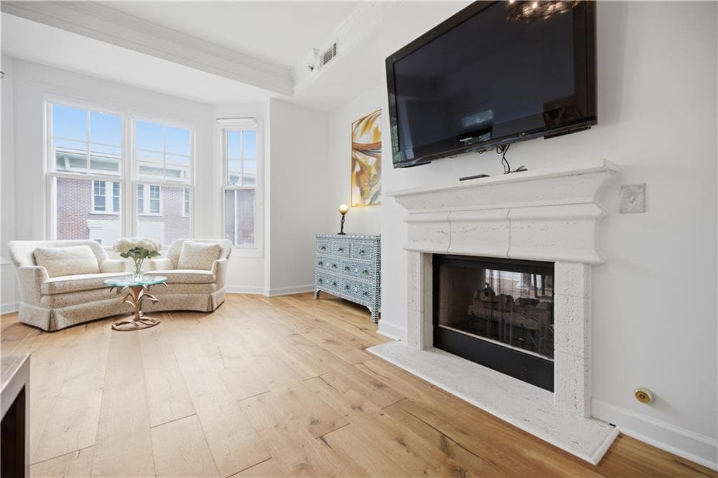 2 bedroom, 2 bathroom, 1,308 sq ft condominium under contract at 850 Piedmont Avenue 1505, Atlanta, GA 30308 — photo 10