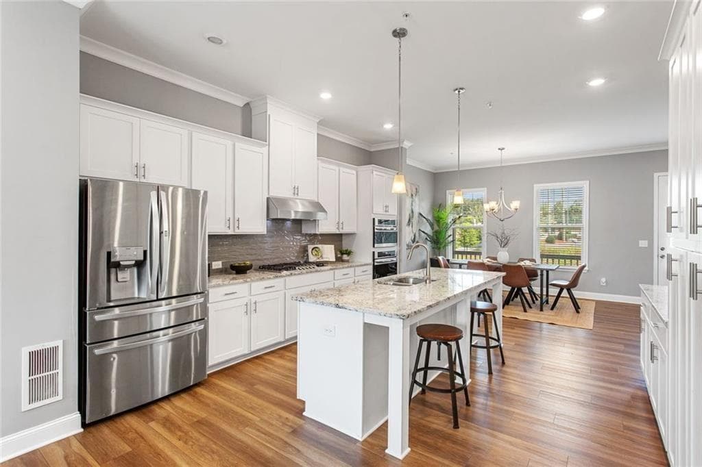 3 bedroom, 4 bathroom, 2,250 sq ft townhouse for sale at 2517 Painted Buckeye Chase, Smyrna, GA 30080 — photo 3