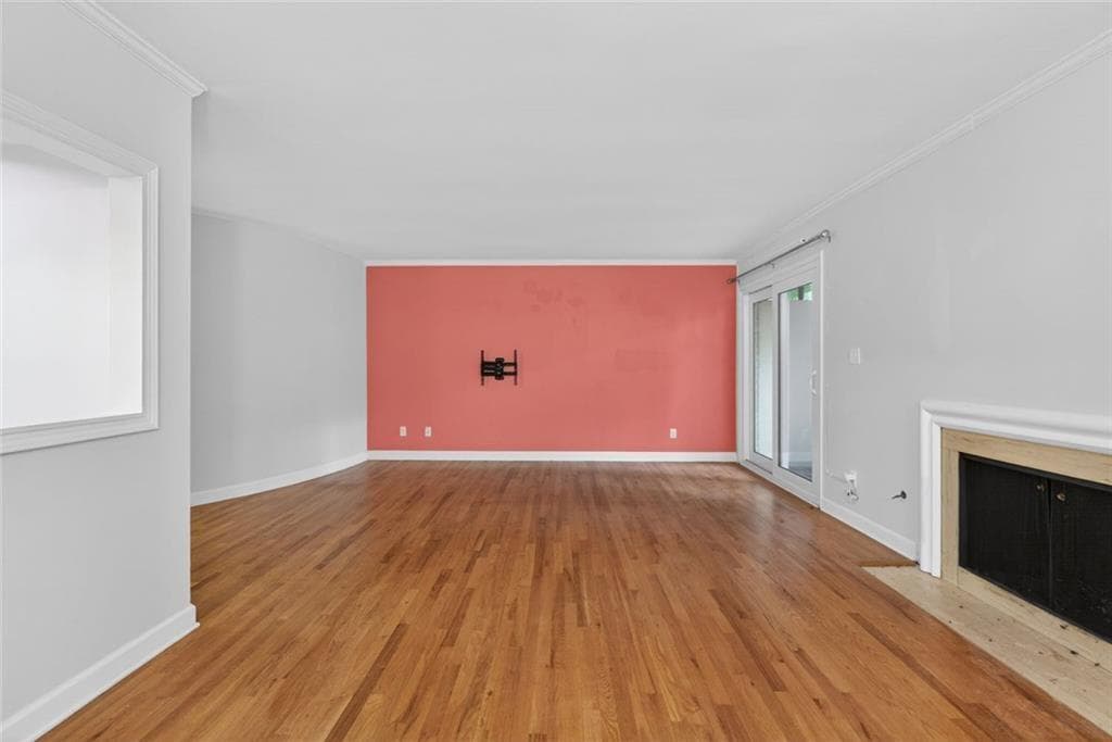 2 bedroom, 2 bathroom, 1,039 sq ft condominium for sale at 5400 Roswell Road L6, Atlanta, GA 30342 — photo 6