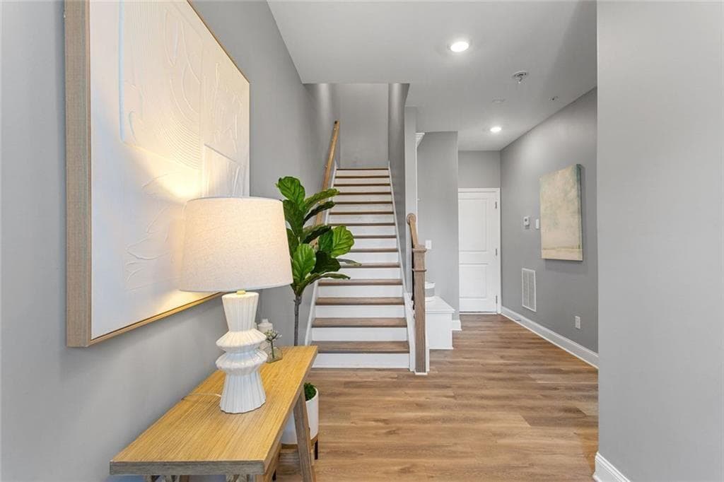 3 bedroom, 4 bathroom, 2,250 sq ft townhouse for sale at 2517 Painted Buckeye Chase, Smyrna, GA 30080 — photo 10