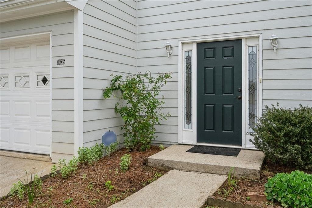 3 bedroom, 3 bathroom, 1,860 sq ft single family residence for rent at 3635 Darwin Place, Duluth, GA 30096 for $2,400 a month — photo 3