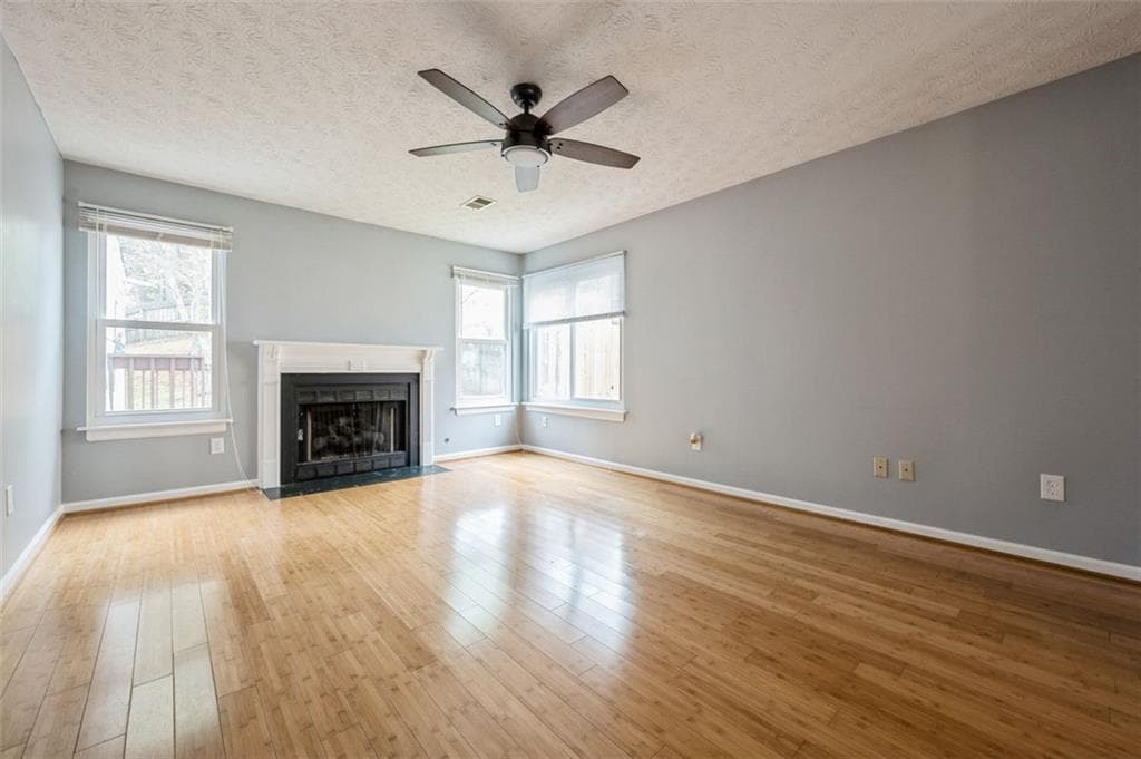 3 bedroom, 3 bathroom, 1,860 sq ft single family residence for rent at 3635 Darwin Place, Duluth, GA 30096 for $2,400 a month — photo 7