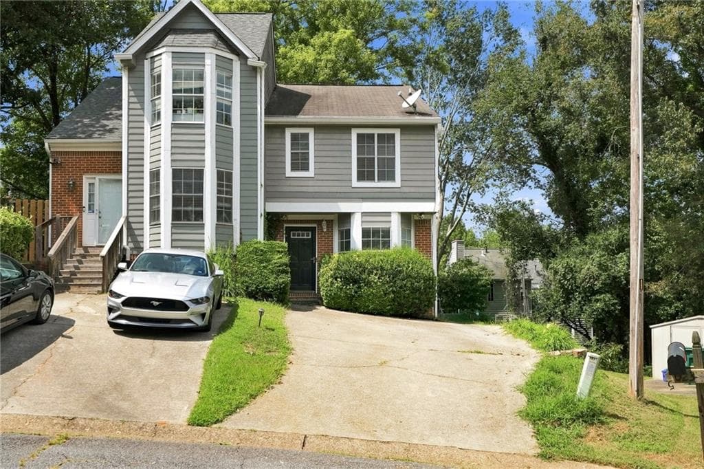 2 bedroom, 3 bathroom, 1,260 sq ft townhouse for rent at 5021 David Place, Smyrna, GA 30082 for $1,900 a month — photo 1 of 25