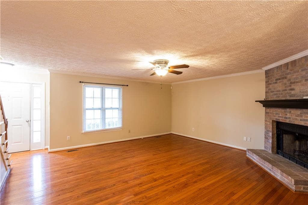 6 bedroom, 3 bathroom, 3,308 sq ft single family residence for sale at 184 Wildflower Drive, Social Circle, GA 30025 — photo 9