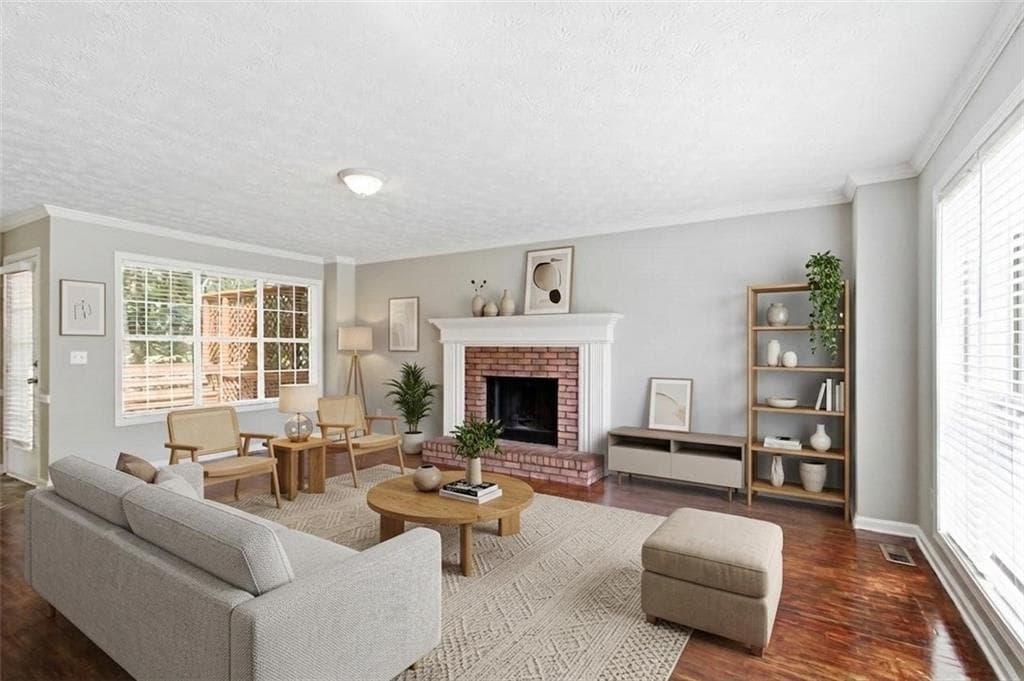 4 bedroom, 3 bathroom, 2,078 sq ft single family residence under contract at 1922 Kevin Drive, Conyers, GA 30013 — photo 3