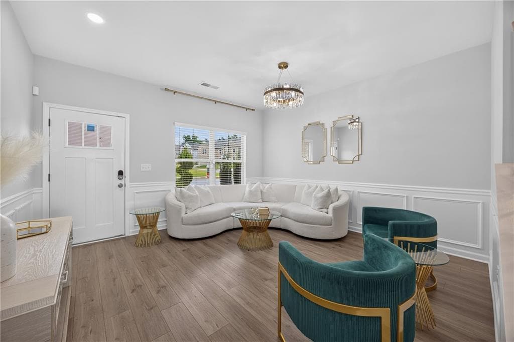 4 bedroom, 3 bathroom, 2,616 sq ft single family residence for sale at 4903 Elm Leaf Drive, Atlanta, GA 30331 — photo 2
