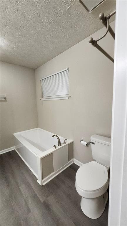 5 bedroom, 3 bathroom, 1,858 sq ft single family residence for rent at 3724 Spring Garden Lane, Lithonia, GA 30038 for $2,025 a month — photo 9