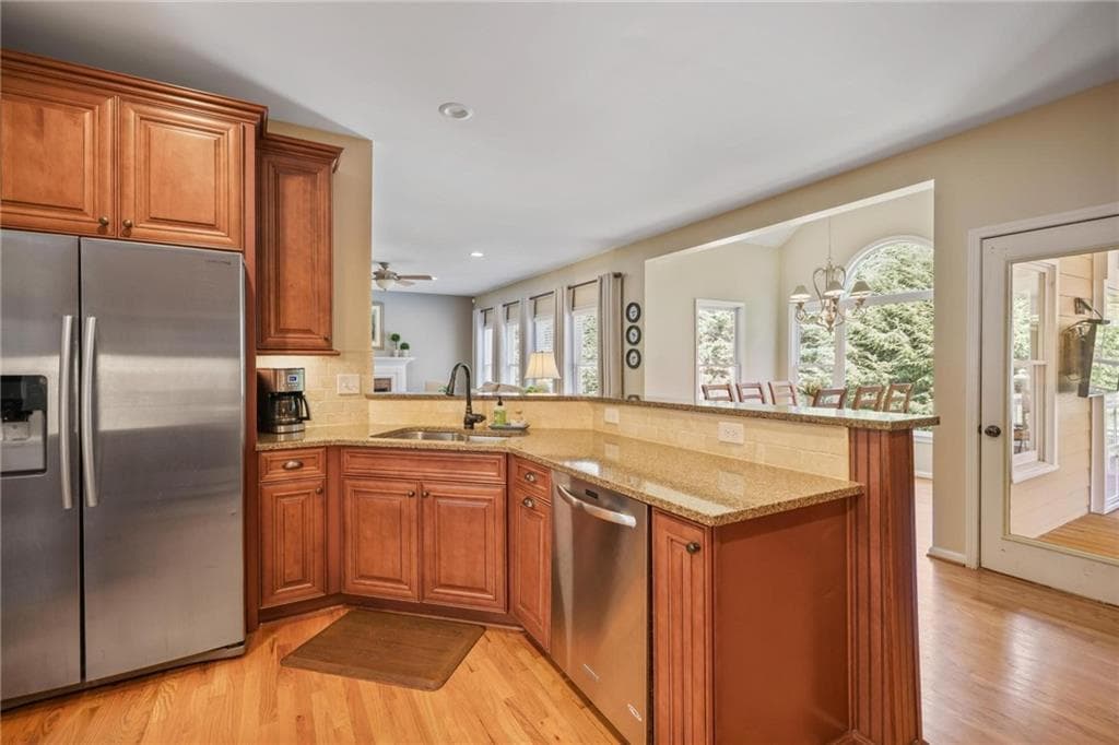 4 bedroom, 4 bathroom, 4,005 sq ft single family residence for sale at 456 Chatfield Pointe, Marietta, GA 30064 — photo 7