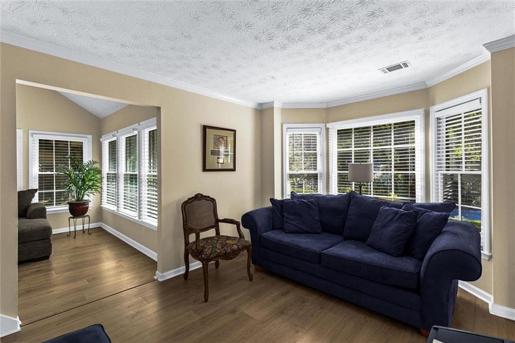 4 bedroom, 3 bathroom, 2,694 sq ft single family residence under contract at 315 Bordeaux Ct 1336123334, Atlanta, GA 30331 — photo 10