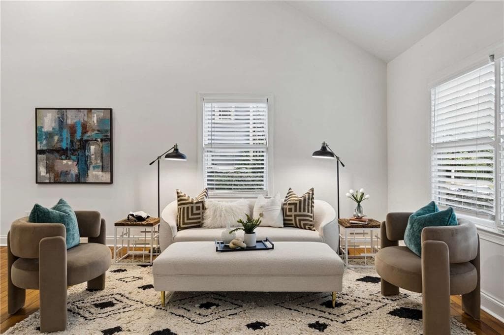 2 bedroom, 1 bathroom, 961 sq ft single family residence under contract at 250 Norwood Avenue, Atlanta, GA 30317 — photo 5