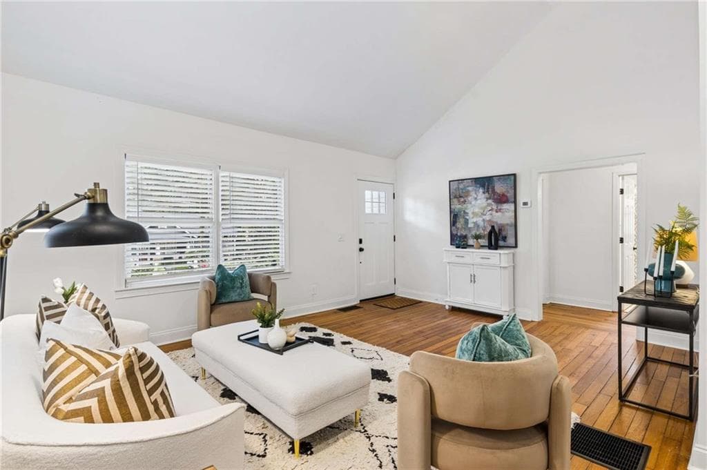 2 bedroom, 1 bathroom, 961 sq ft single family residence under contract at 250 Norwood Avenue, Atlanta, GA 30317 — photo 7