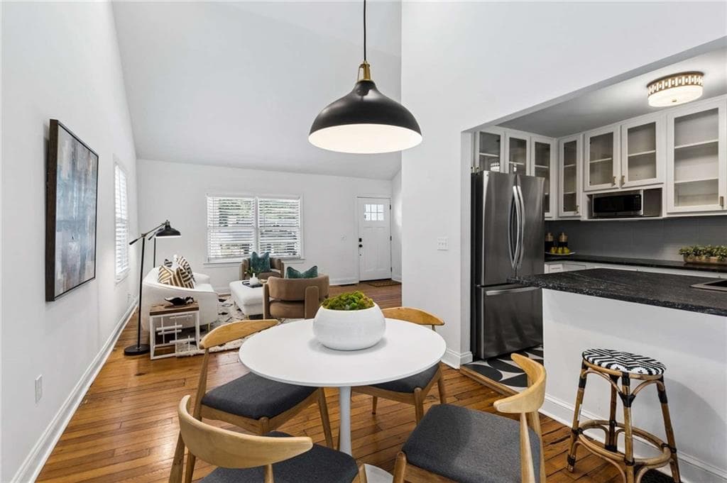 2 bedroom, 1 bathroom, 961 sq ft single family residence under contract at 250 Norwood Avenue, Atlanta, GA 30317 — photo 9