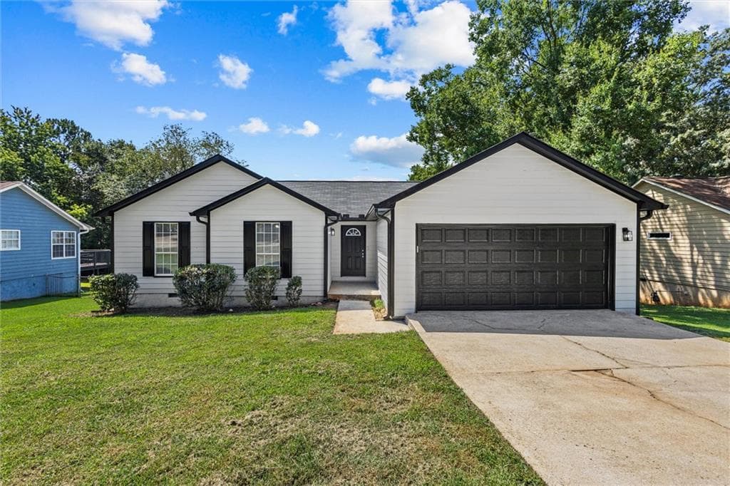 3 bedroom, 2 bathroom, 1,474 sq ft single family residence for sale at 3679 Ashbill, Rex, GA 30273