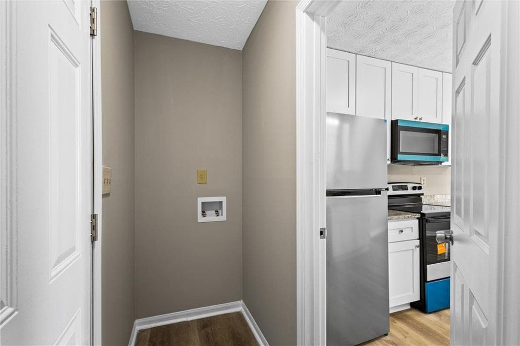 3 bedroom, 2 bathroom, 1,474 sq ft single family residence for sale at 3679 Ashbill, Rex, GA 30273 — photo 9