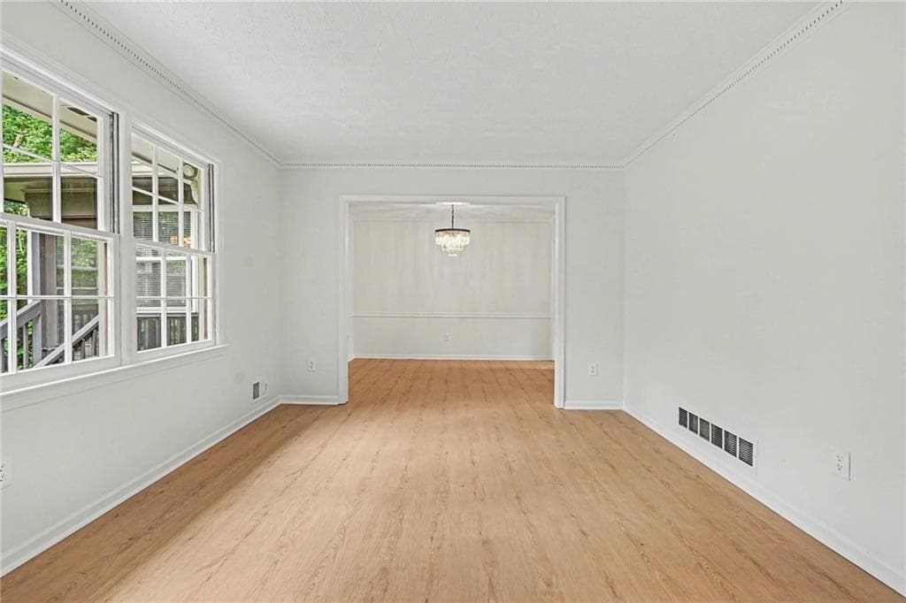 3 bedroom, 3 bathroom, 1,793 sq ft single family residence for sale at 1129 Carla Joe Drive, Lilburn, GA 30047 — photo 5