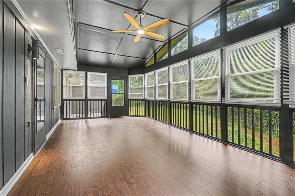 3 bedroom, 3 bathroom, 1,793 sq ft single family residence for sale at 1129 Carla Joe Drive, Lilburn, GA 30047 — photo 9