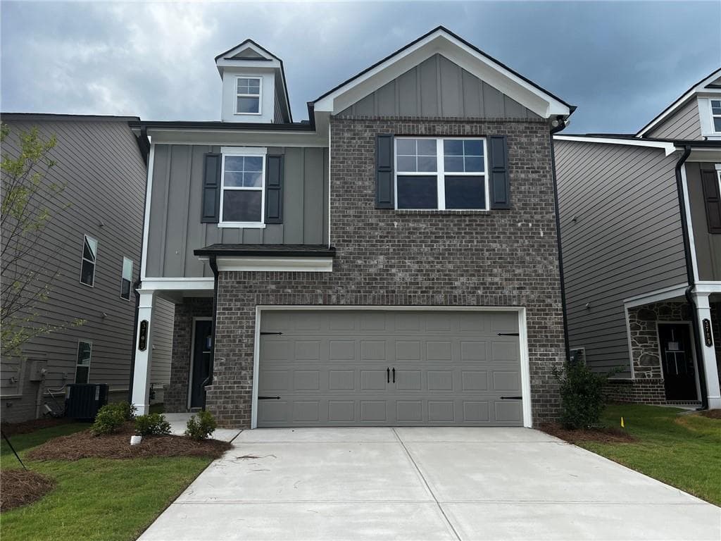 3 bedroom, 3 bathroom, 2,016 sq ft single family residence for sale at 3799 Ivy Cottage Drive, Snellville, GA 30039