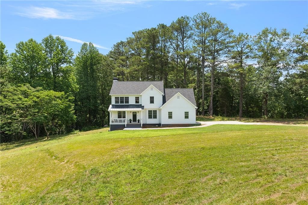 4 bedroom, 3 bathroom, 3,400 sq ft single family residence under contract at 7600 Barnes Road, Chattahoochee Hills, GA 30268 — photo 3