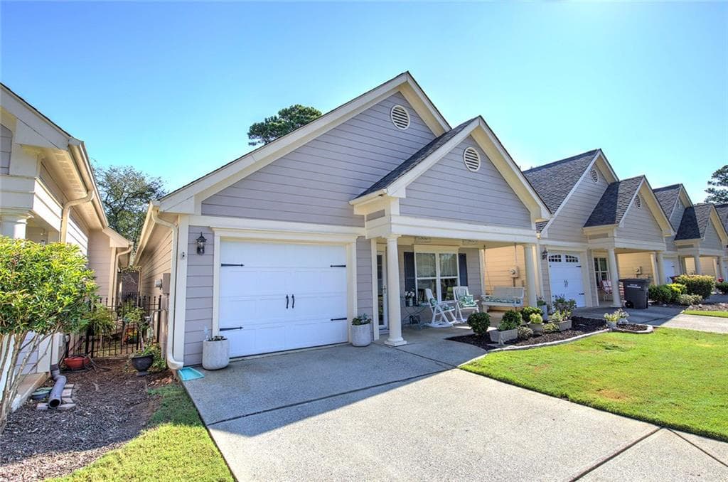 2 bedroom, 2 bathroom, 1,363 sq ft single family residence for sale at 25 Casey Drive, Cartersville, GA 30120 — photo 5