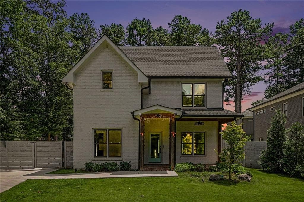 5 bedroom, 5 bathroom, 3,535 sq ft single family residence for sale at 866 Nottingham Drive, Avondale Estates, GA 30002