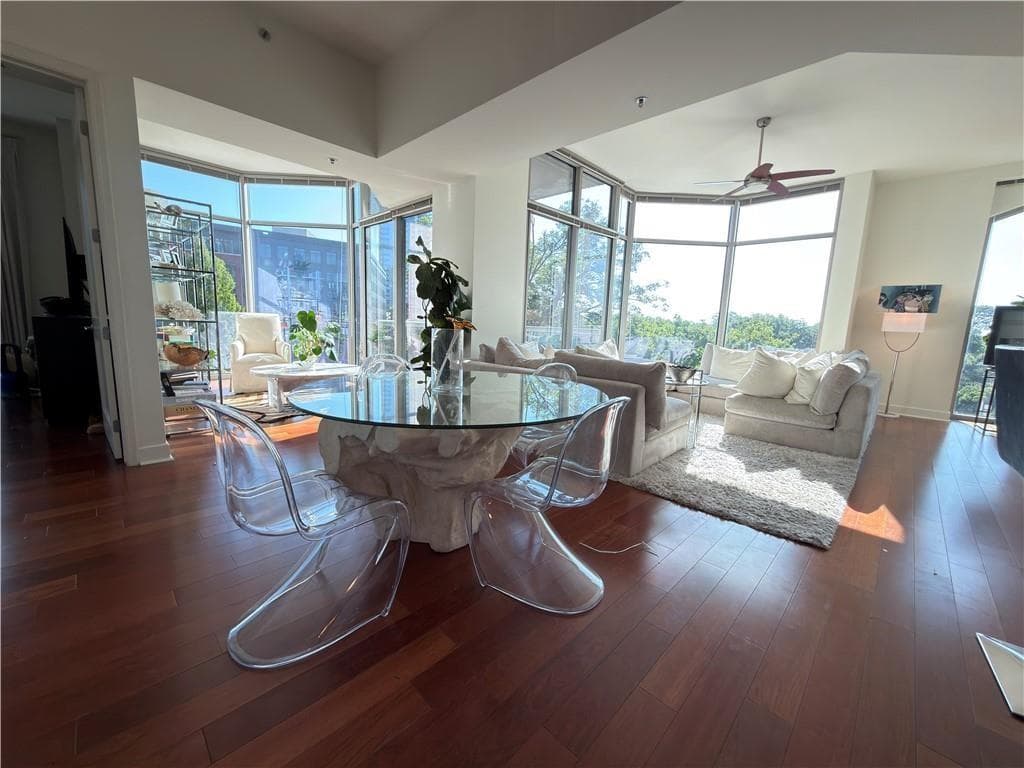 2 bedroom, 3 bathroom, 1,587 sq ft condominium for rent at 2795 Peachtree Rd NE 409, Atlanta, GA 30305 for $3,450 a month — photo 3