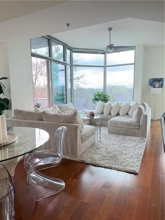2 bedroom, 3 bathroom, 1,587 sq ft condominium for rent at 2795 Peachtree Rd NE 409, Atlanta, GA 30305 for $3,450 a month — photo 5