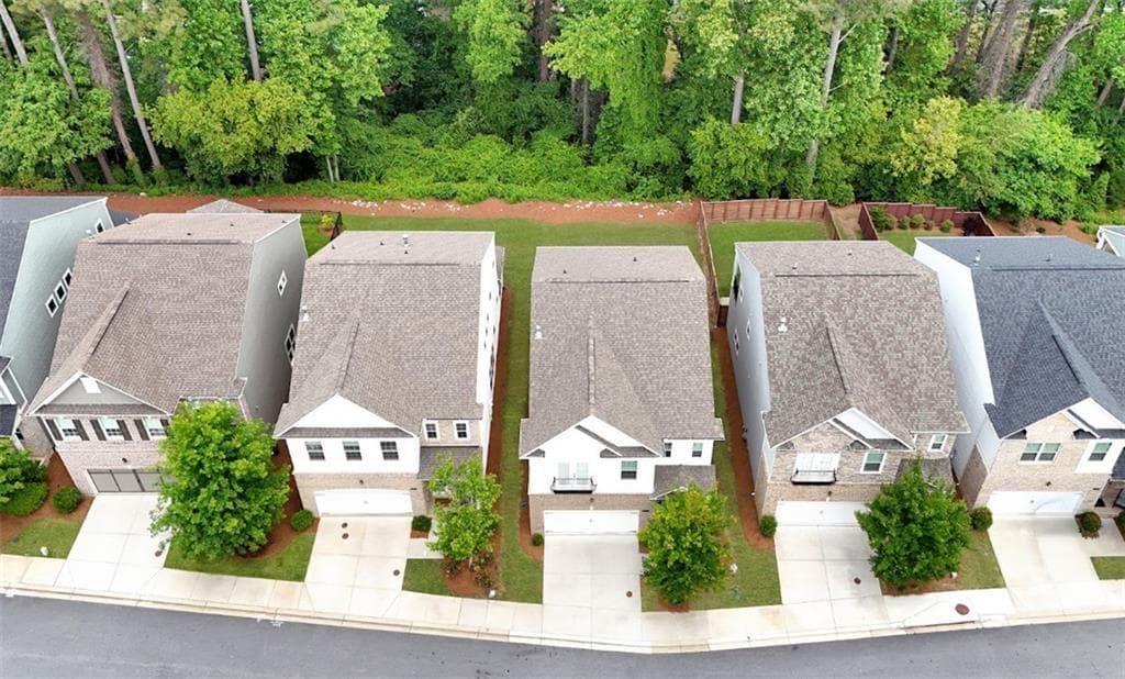 4 bedroom, 4 bathroom, 2,915 sq ft single family residence under contract at 1229 Hampton Park Road, Decatur, GA 30033 — photo 2