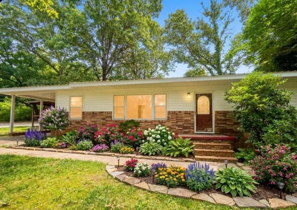 3 bedroom, 2 bathroom single family residence for sale at 151 Tiny Ridge Drive, Cornelia, GA 30531