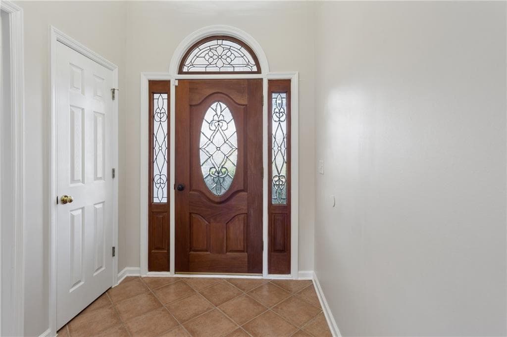 4 bedroom, 3 bathroom, 2,566 sq ft single family residence for sale at 1433 Rosewood Creek Drive, Marietta, GA 30066 — photo 4